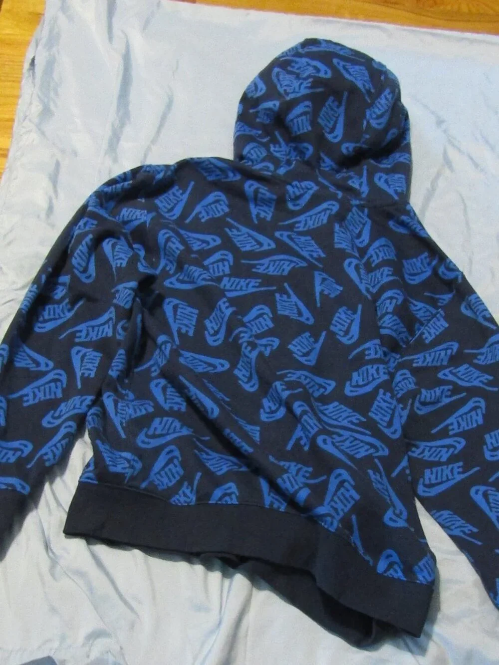 Mens XL NIKE HOODIE LOGO SWEATSHIRT Blues with Red ties
